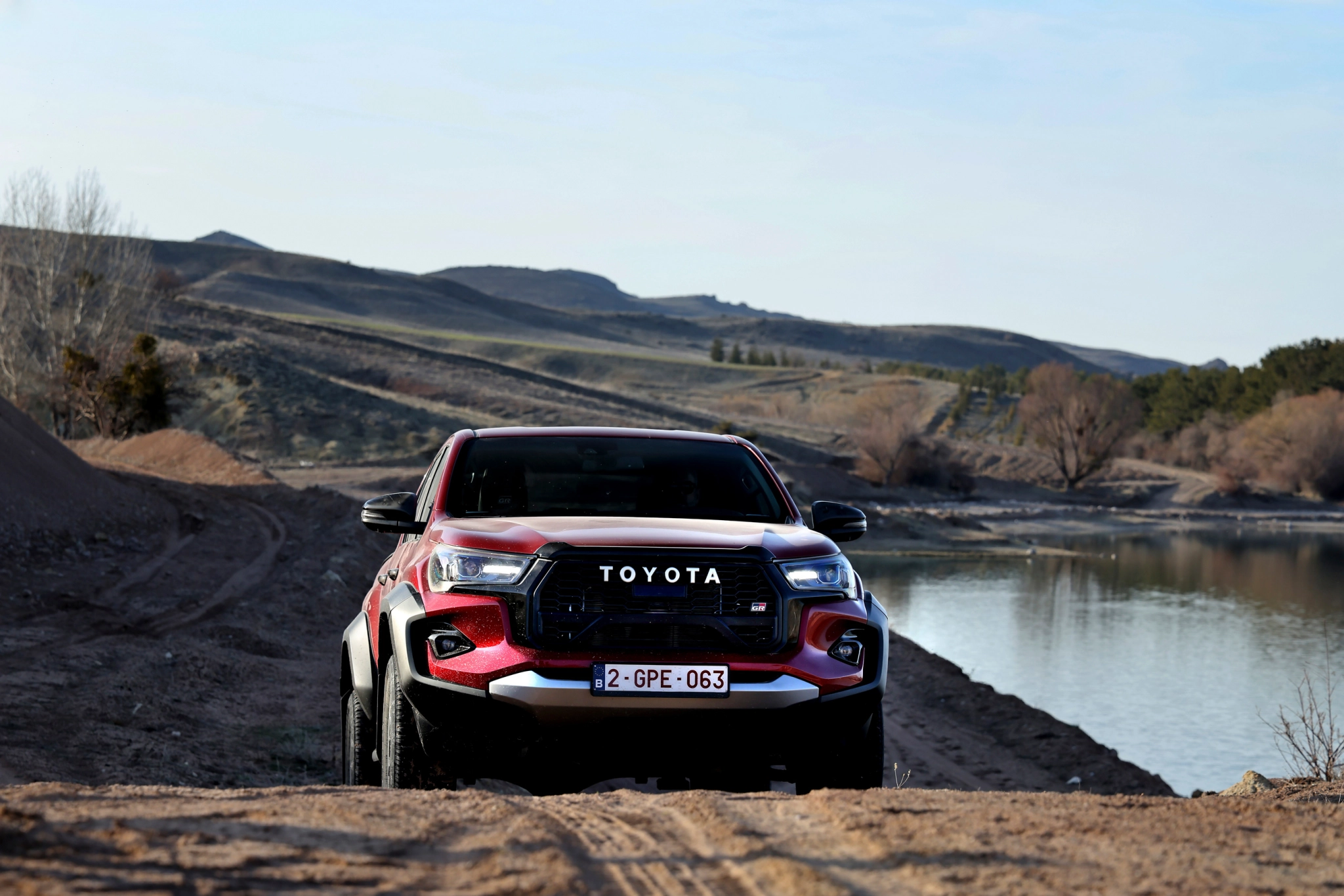 2025 Hilux GR Sport ll Red Static 020
